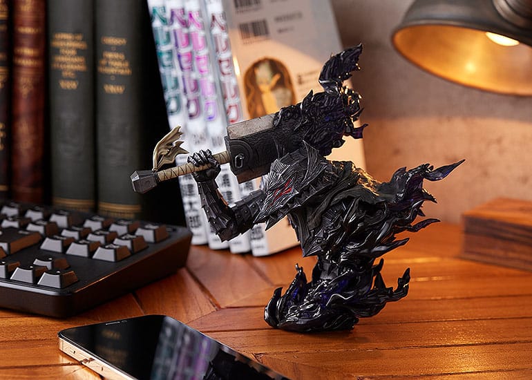 Max Factory BERSERK - PVC Bust Guts (Berserker Armor) 10 cm - Manga Dreams